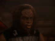 extant_StarTrek_DS9_5x21-SoldiersOfTheEmpire_01833.jpg