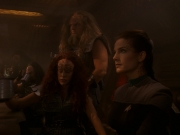 extant_StarTrek_DS9_5x21-SoldiersOfTheEmpire_01860.jpg