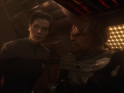 extant_StarTrek_DS9_5x21-SoldiersOfTheEmpire_02090.jpg