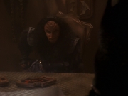 extant_StarTrek_DS9_5x21-SoldiersOfTheEmpire_02707.jpg