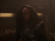 extant_StarTrek_DS9_5x21-SoldiersOfTheEmpire_02761.jpg