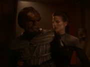Filename=extant_StarTrek_DS9_5x21-SoldiersOfTheEmpire_03466.jpg
Filesize=117KiB
Dimensions=1200x900
Date added=Dec 20, 2019 extant_StarTrek_DS9_5x21-SoldiersOfTheEmpire_03466.jpg