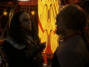extant_StarTrek_DS9_5x21-SoldiersOfTheEmpire_03729.jpg