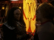 extant_StarTrek_DS9_5x21-SoldiersOfTheEmpire_03757.jpg