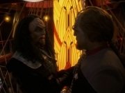 extant_StarTrek_DS9_5x21-SoldiersOfTheEmpire_03761.jpg