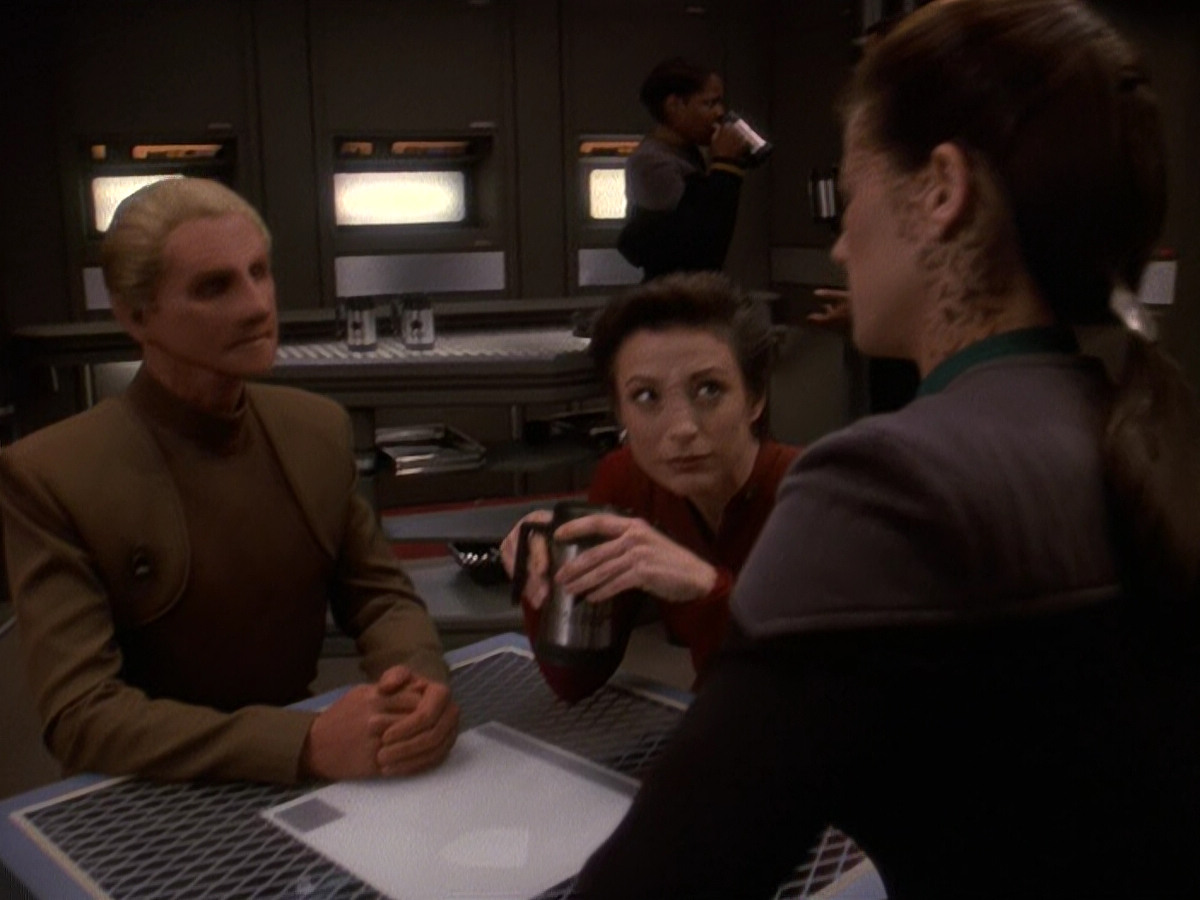 extant_StarTrek_DS9_5x22-ChildrenOfTime_00026.jpg