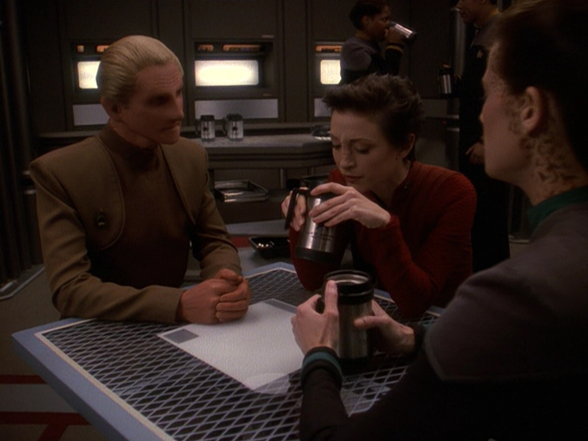 extant_StarTrek_DS9_5x22-ChildrenOfTime_00034.jpg