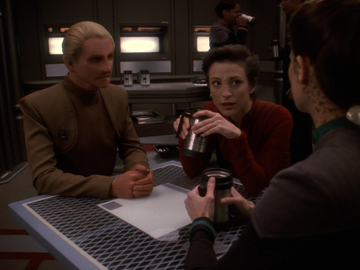 extant_StarTrek_DS9_5x22-ChildrenOfTime_00035.jpg