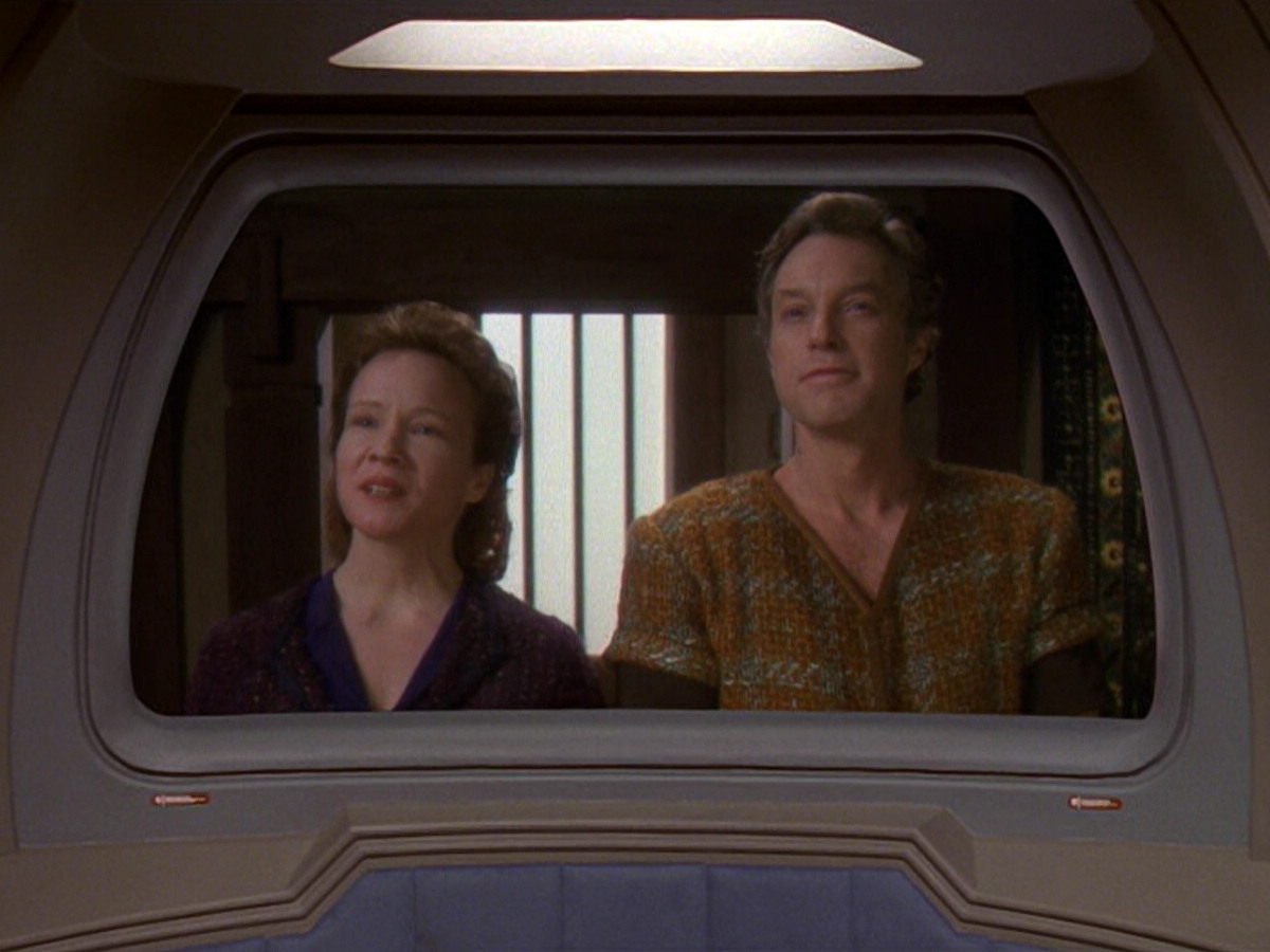extant_StarTrek_DS9_5x22-ChildrenOfTime_00338.jpg