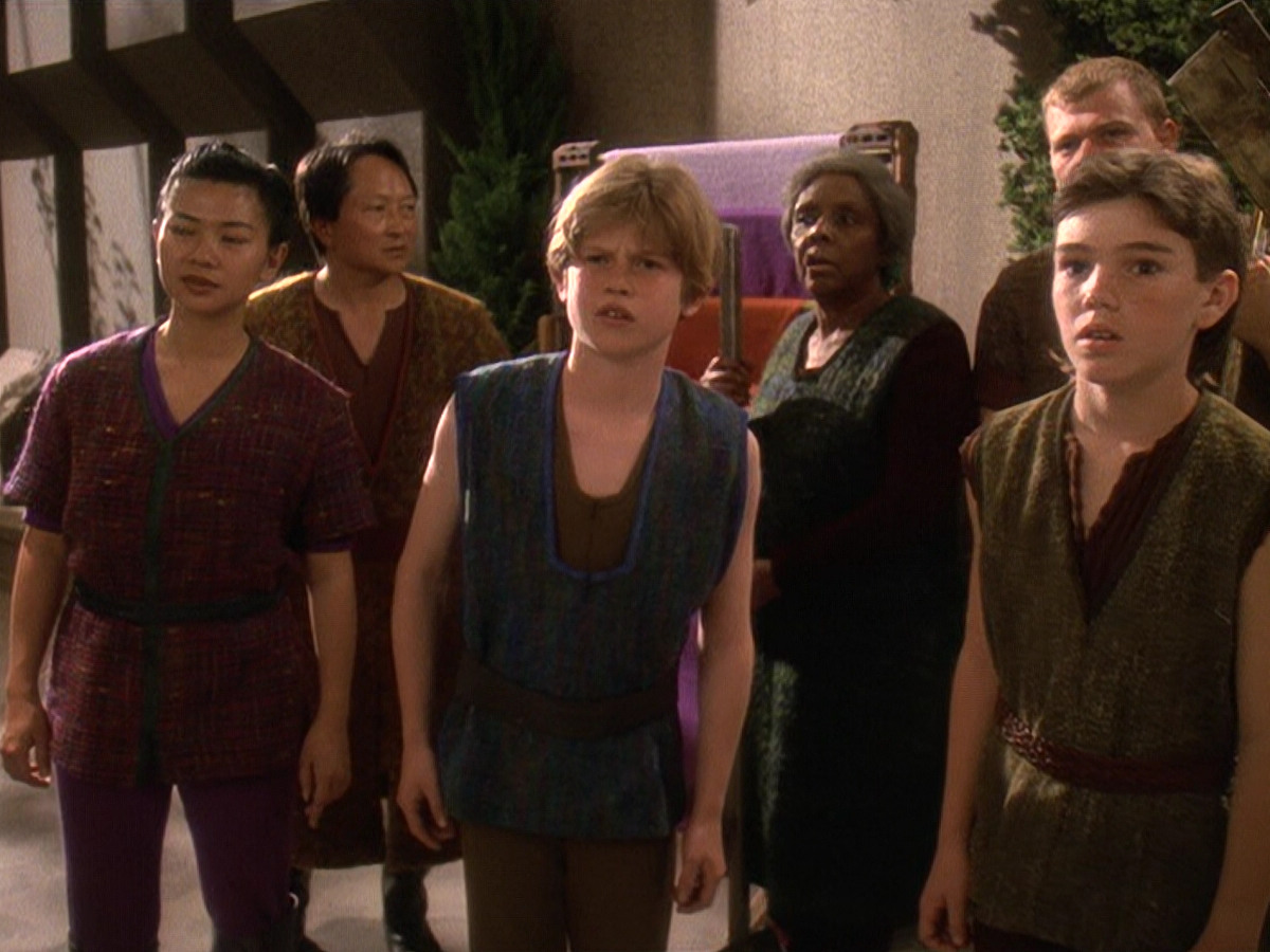 extant_StarTrek_DS9_5x22-ChildrenOfTime_00382.jpg