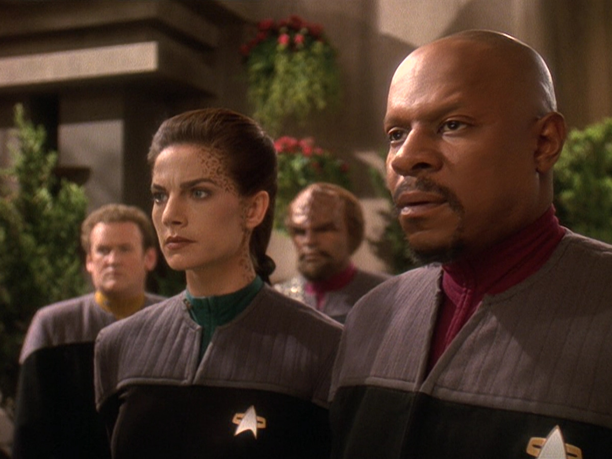 extant_StarTrek_DS9_5x22-ChildrenOfTime_00424.jpg