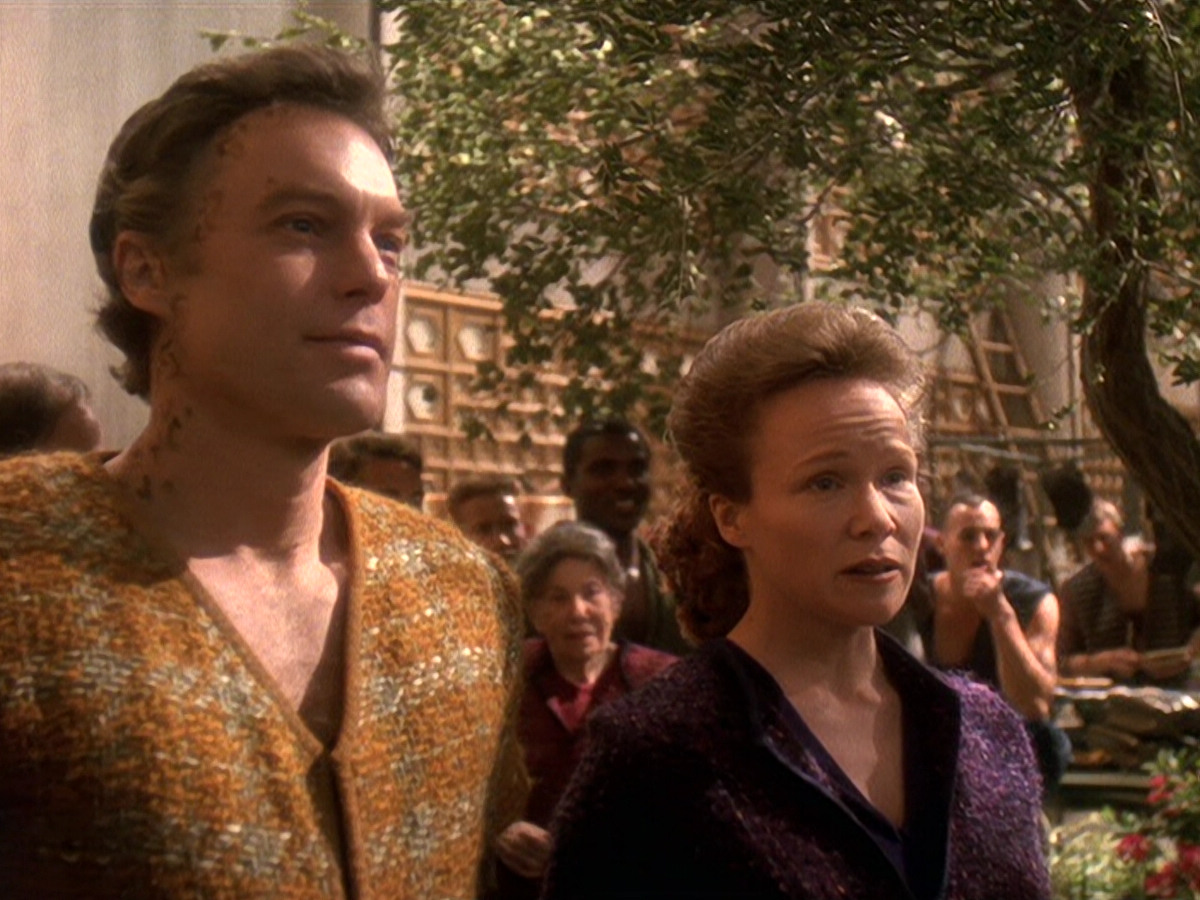 extant_StarTrek_DS9_5x22-ChildrenOfTime_00427.jpg