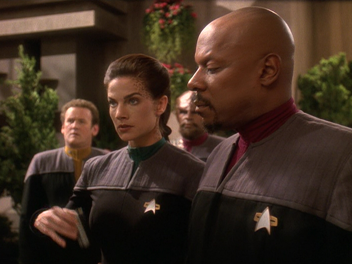 extant_StarTrek_DS9_5x22-ChildrenOfTime_00625.jpg