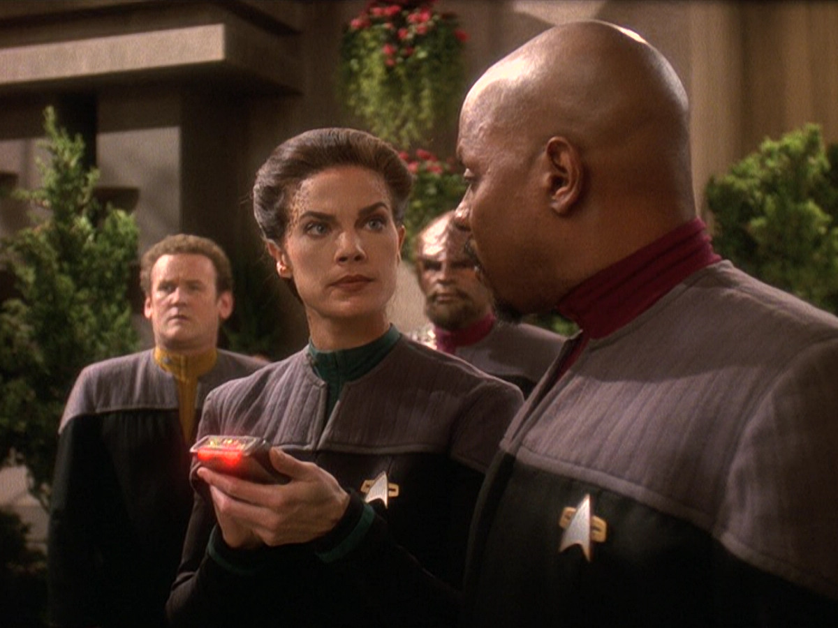 extant_StarTrek_DS9_5x22-ChildrenOfTime_00631.jpg