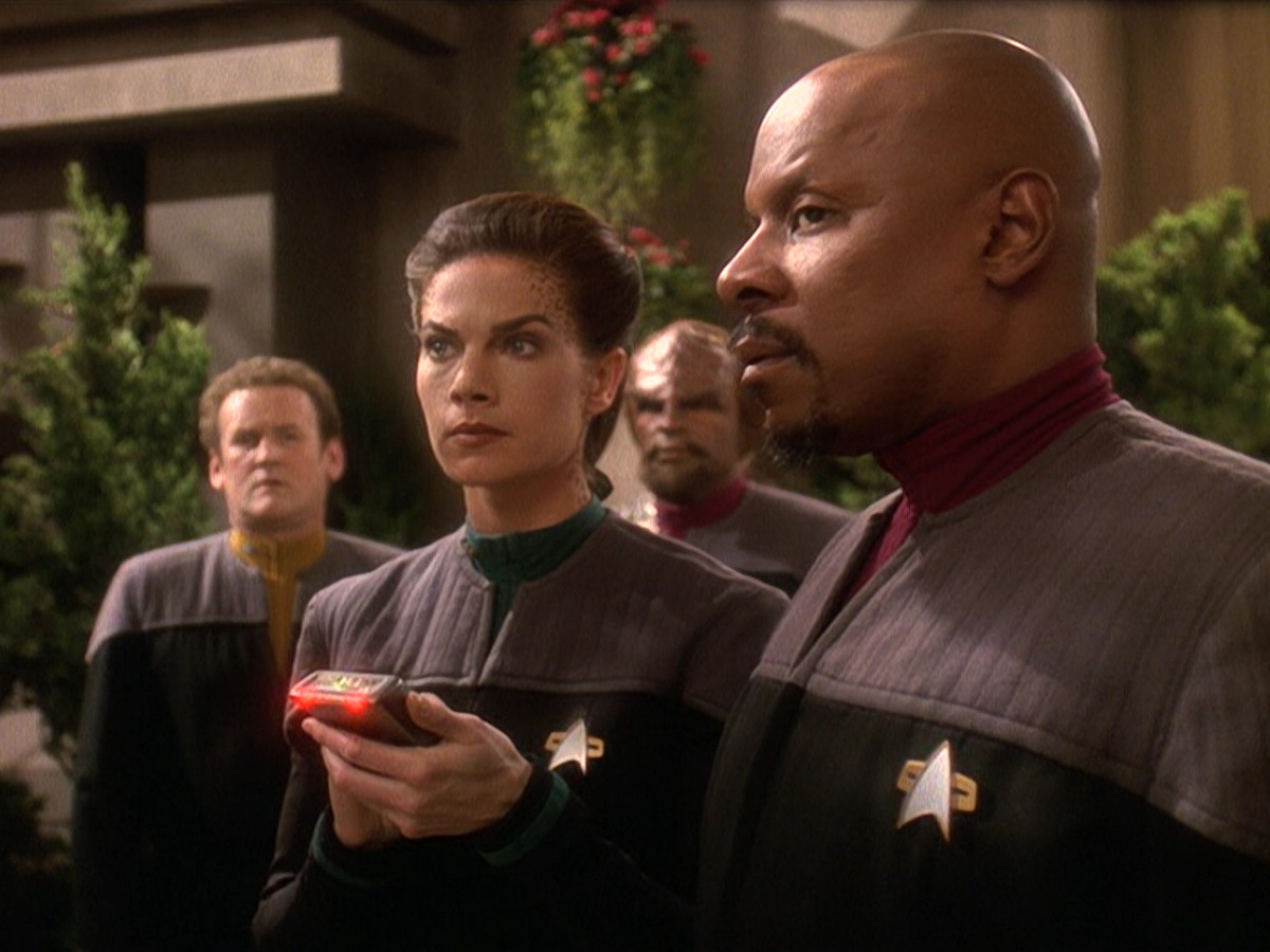 extant_StarTrek_DS9_5x22-ChildrenOfTime_00633.jpg