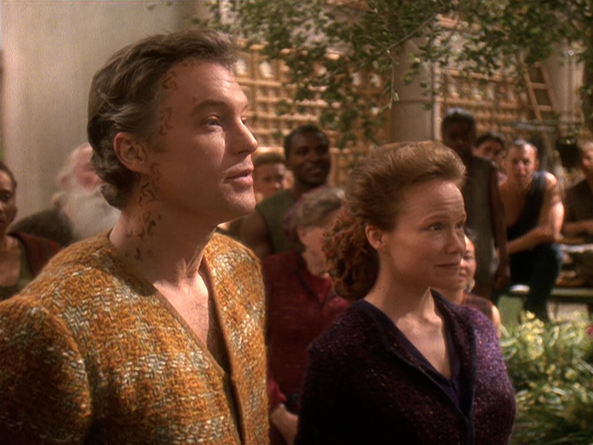 extant_StarTrek_DS9_5x22-ChildrenOfTime_00648.jpg