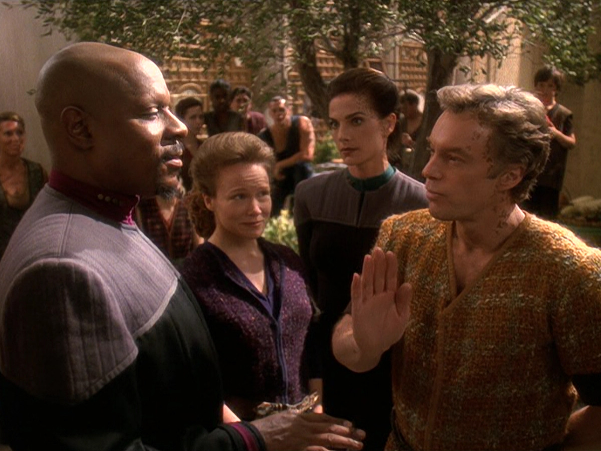 extant_StarTrek_DS9_5x22-ChildrenOfTime_00724.jpg