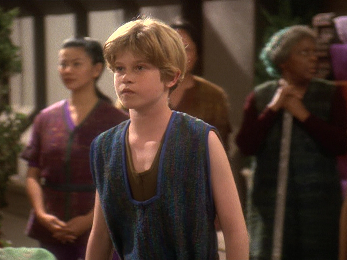 extant_StarTrek_DS9_5x22-ChildrenOfTime_00728.jpg