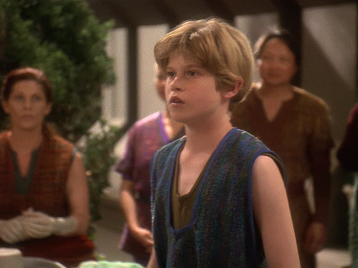 extant_StarTrek_DS9_5x22-ChildrenOfTime_00729.jpg