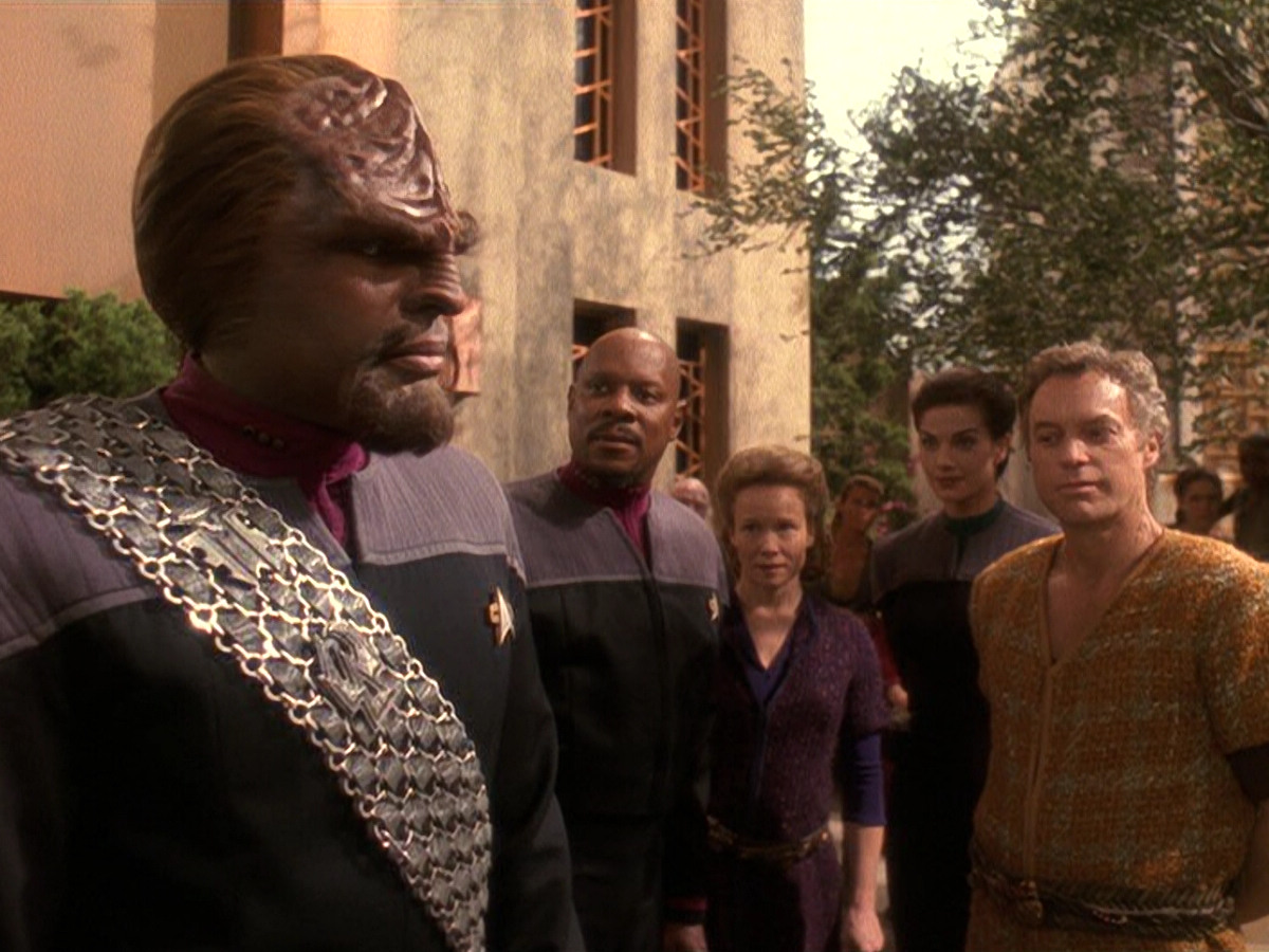 extant_StarTrek_DS9_5x22-ChildrenOfTime_00745.jpg