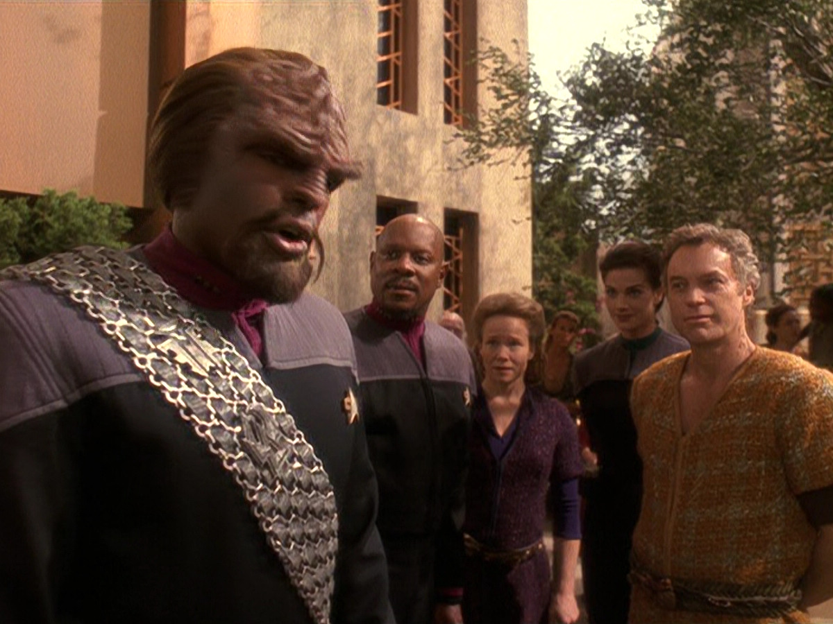 extant_StarTrek_DS9_5x22-ChildrenOfTime_00748.jpg