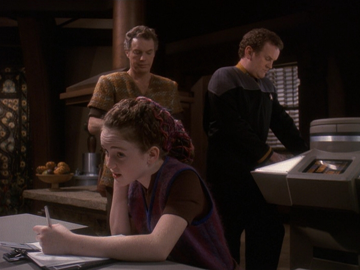 extant_StarTrek_DS9_5x22-ChildrenOfTime_00835.jpg
