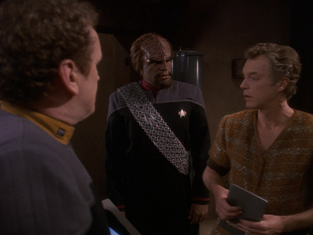 extant_StarTrek_DS9_5x22-ChildrenOfTime_00880.jpg