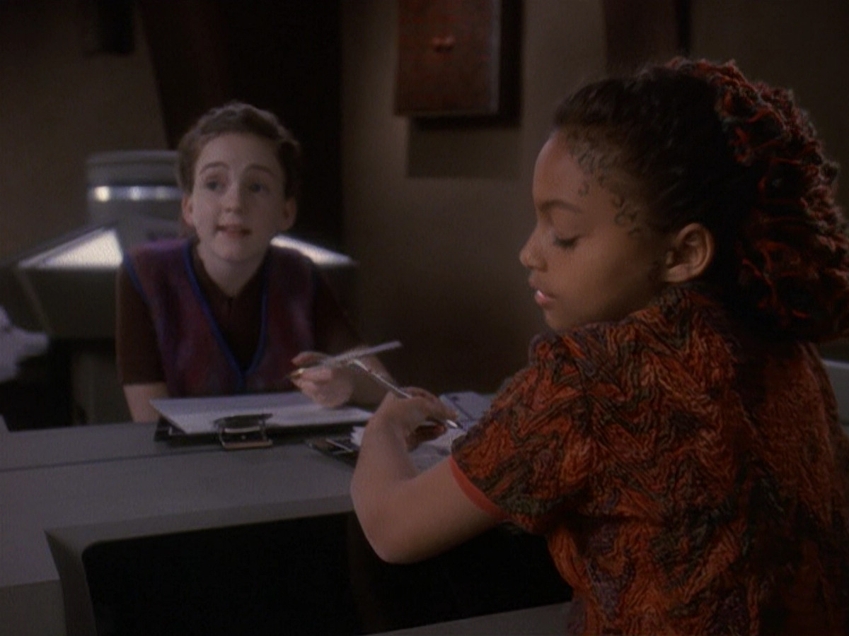 extant_StarTrek_DS9_5x22-ChildrenOfTime_00893.jpg
