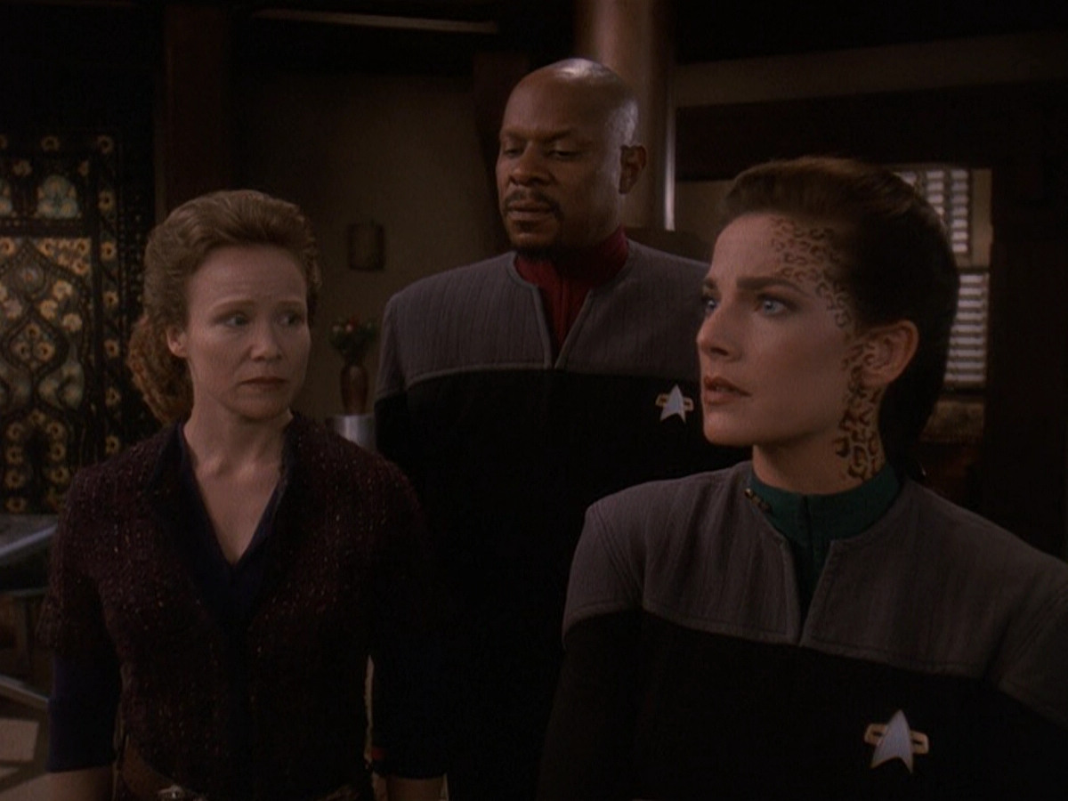 extant_StarTrek_DS9_5x22-ChildrenOfTime_00918.jpg