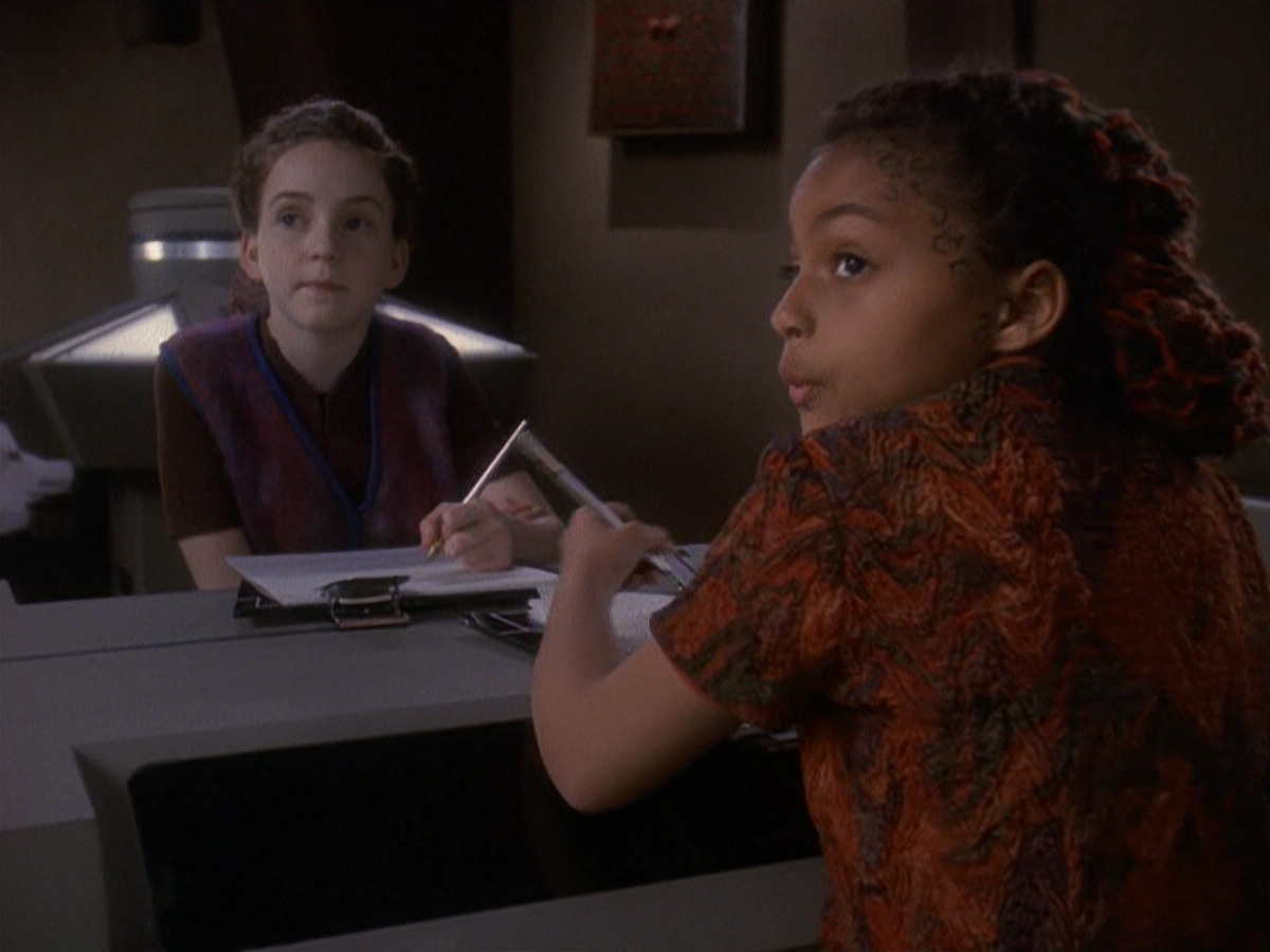extant_StarTrek_DS9_5x22-ChildrenOfTime_00930.jpg