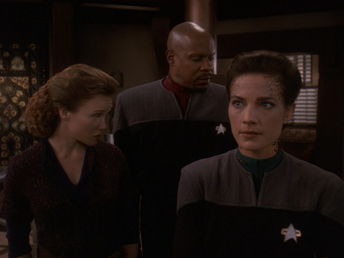 extant_StarTrek_DS9_5x22-ChildrenOfTime_00940.jpg