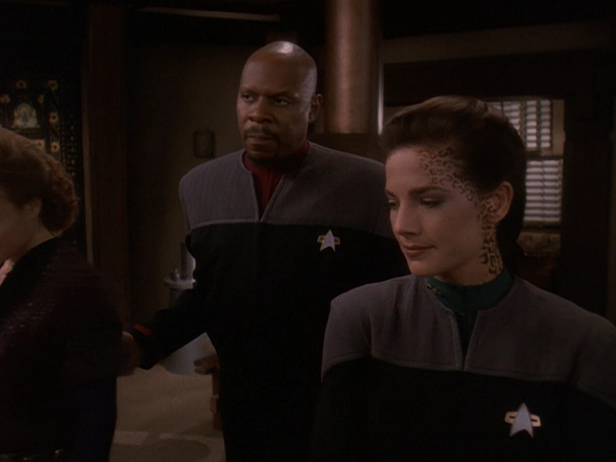 extant_StarTrek_DS9_5x22-ChildrenOfTime_00950.jpg