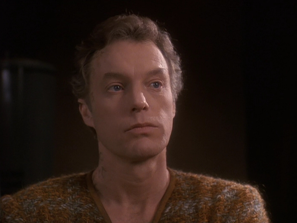 extant_StarTrek_DS9_5x22-ChildrenOfTime_00966.jpg