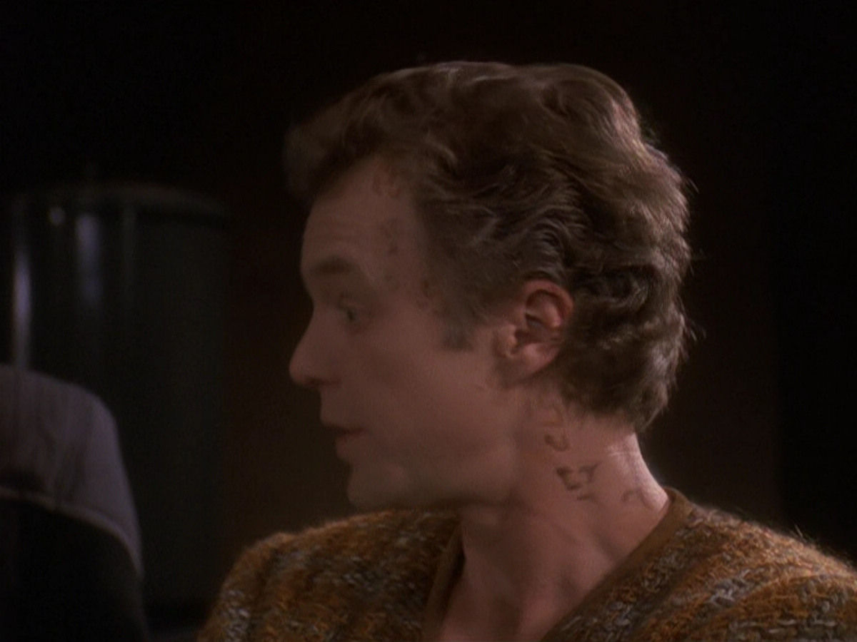 extant_StarTrek_DS9_5x22-ChildrenOfTime_00989.jpg