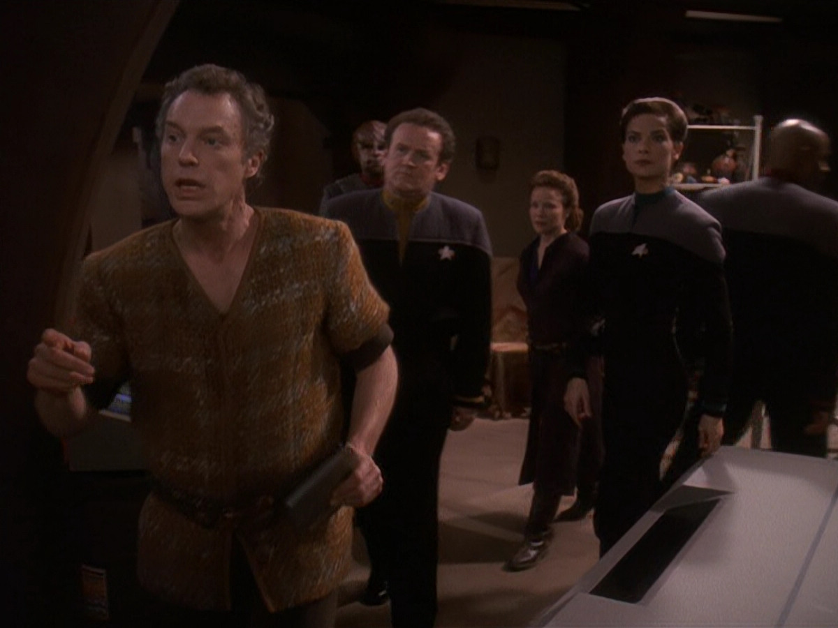 extant_StarTrek_DS9_5x22-ChildrenOfTime_00997.jpg