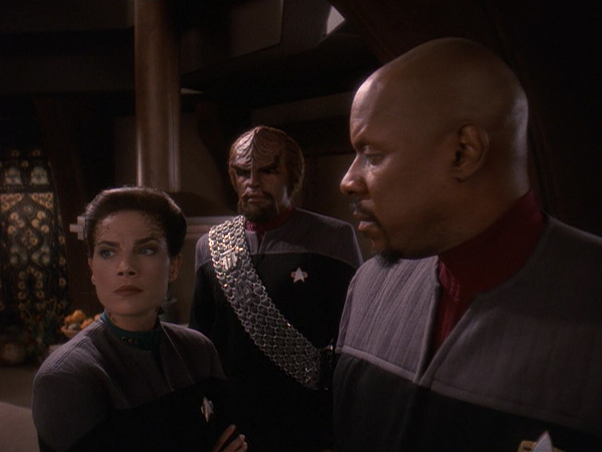 extant_StarTrek_DS9_5x22-ChildrenOfTime_01060.jpg