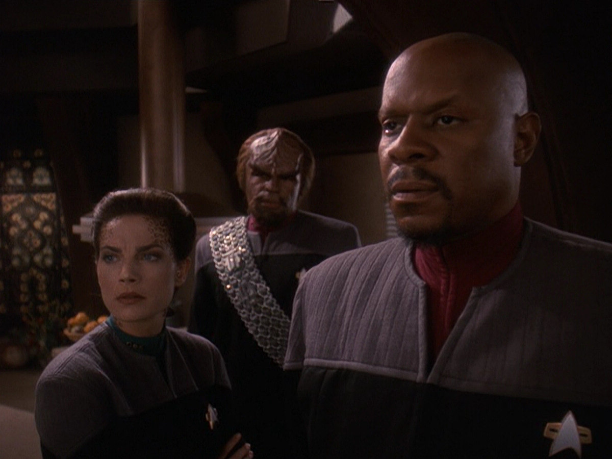 extant_StarTrek_DS9_5x22-ChildrenOfTime_01076.jpg