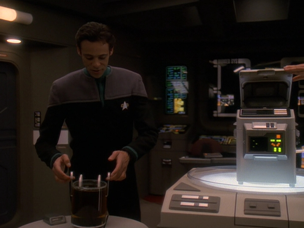 extant_StarTrek_DS9_5x22-ChildrenOfTime_01144.jpg