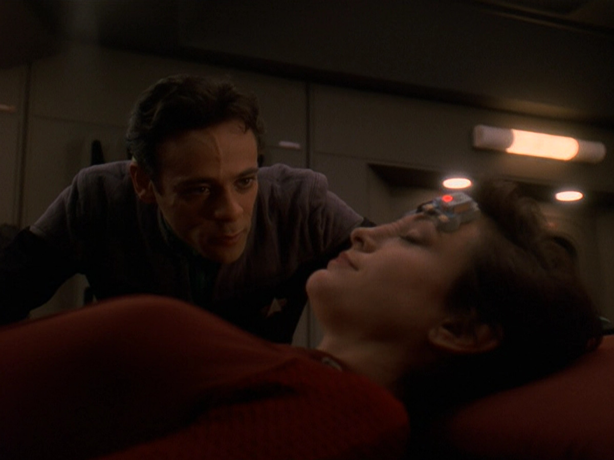 extant_StarTrek_DS9_5x22-ChildrenOfTime_01168.jpg
