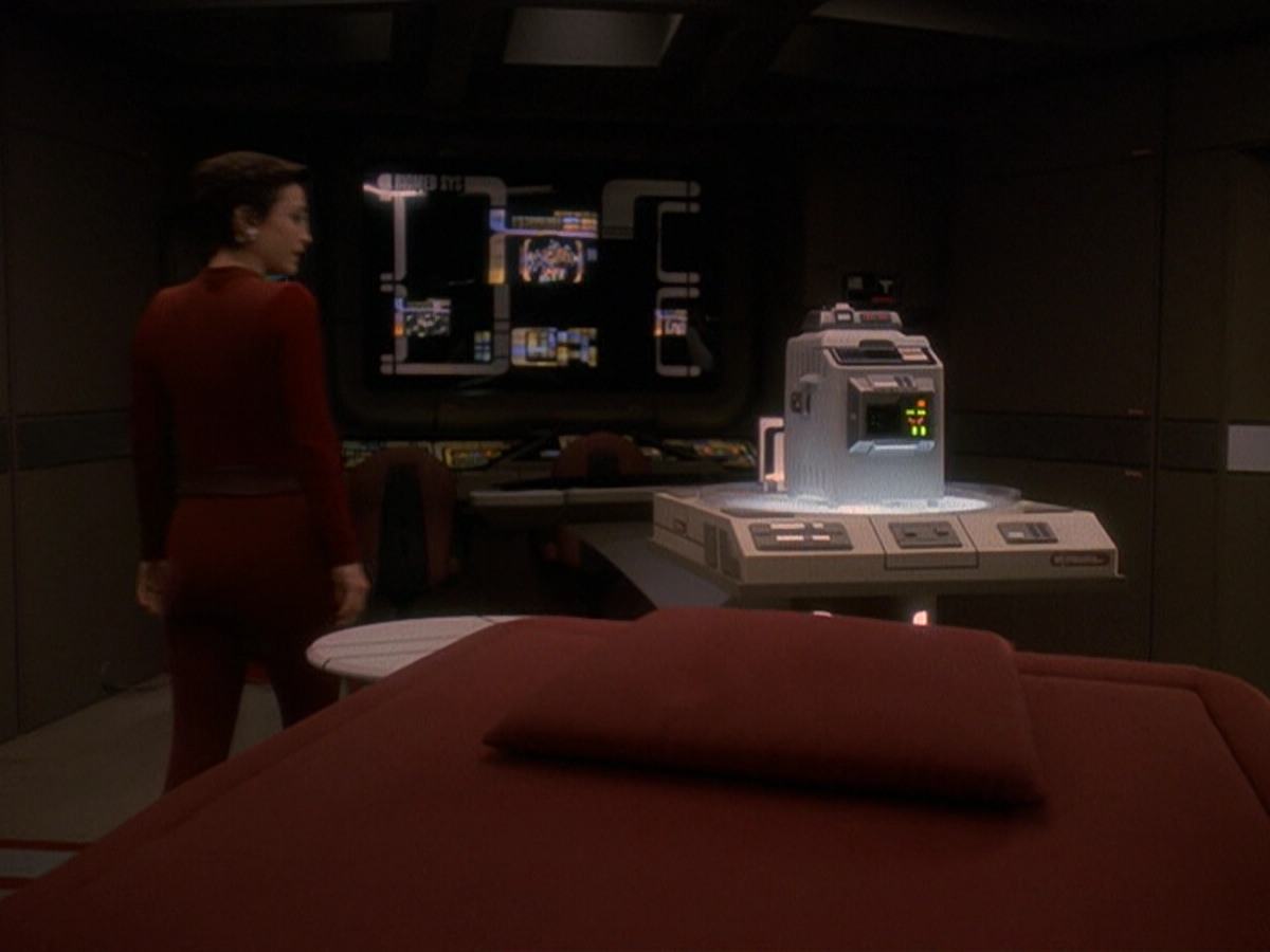 extant_StarTrek_DS9_5x22-ChildrenOfTime_01207.jpg