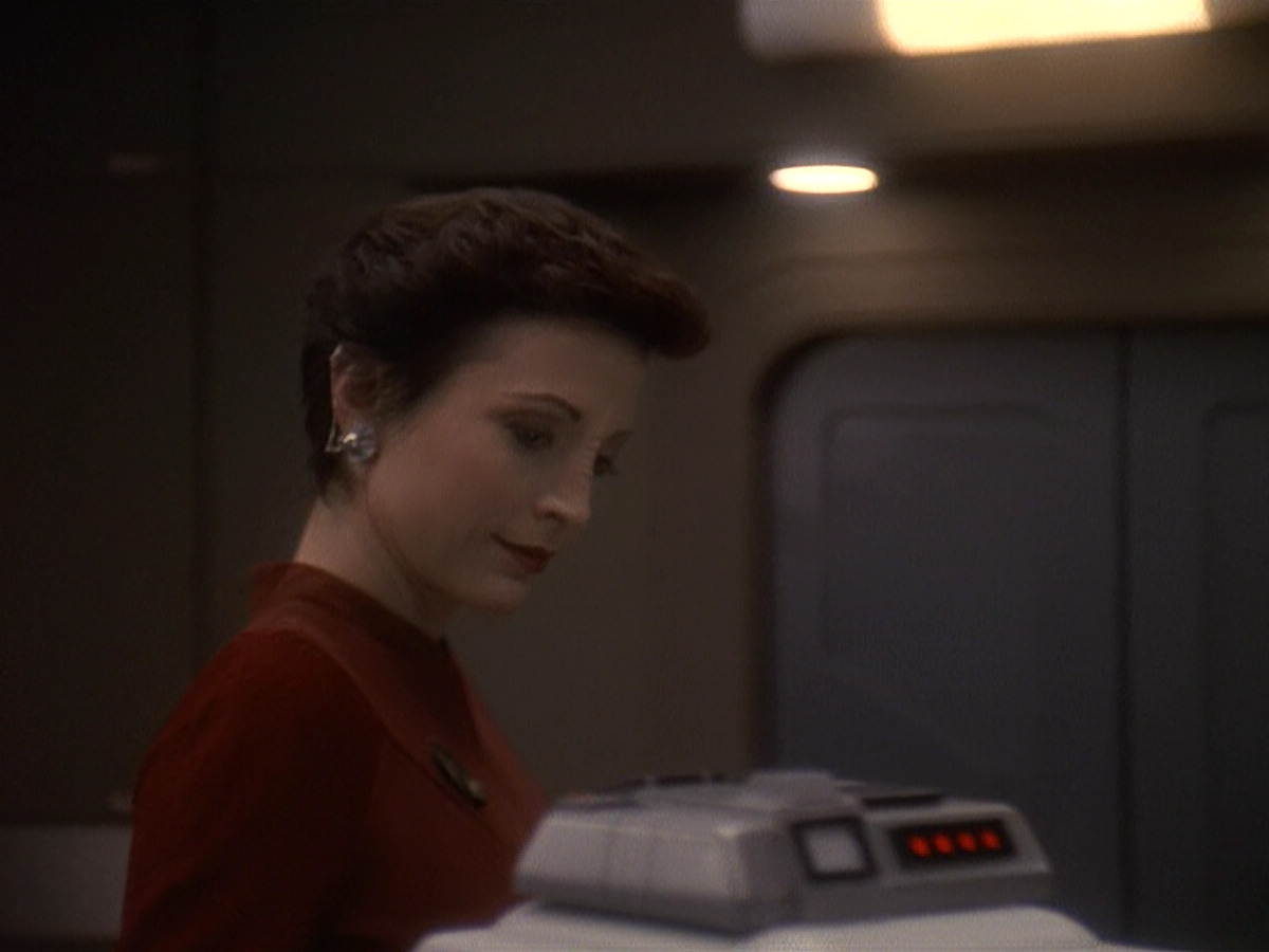 extant_StarTrek_DS9_5x22-ChildrenOfTime_01209.jpg