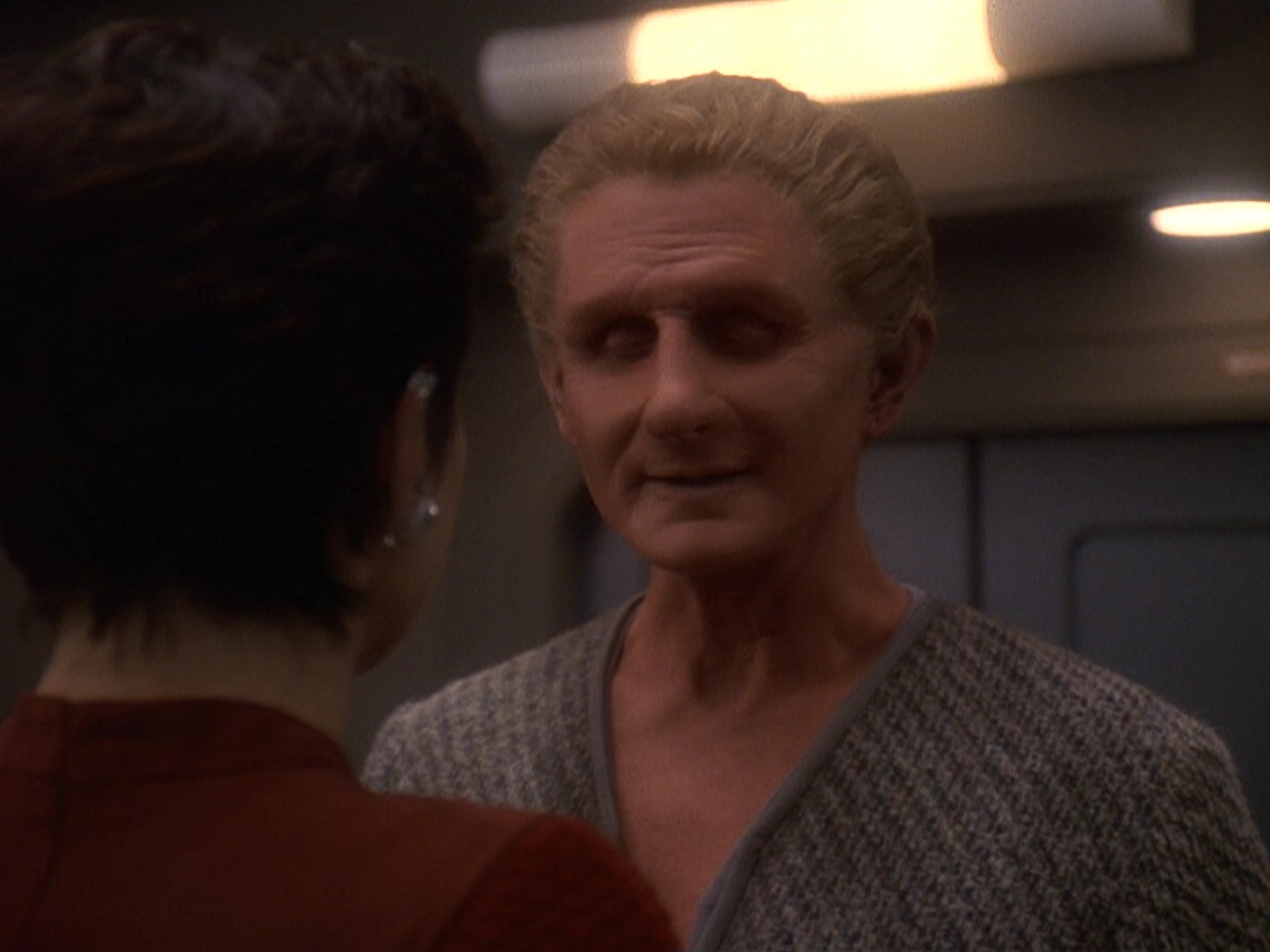 extant_StarTrek_DS9_5x22-ChildrenOfTime_01328.jpg