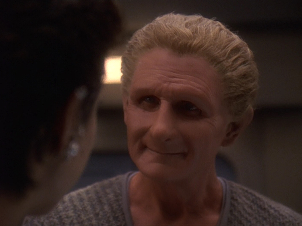 extant_StarTrek_DS9_5x22-ChildrenOfTime_01437.jpg