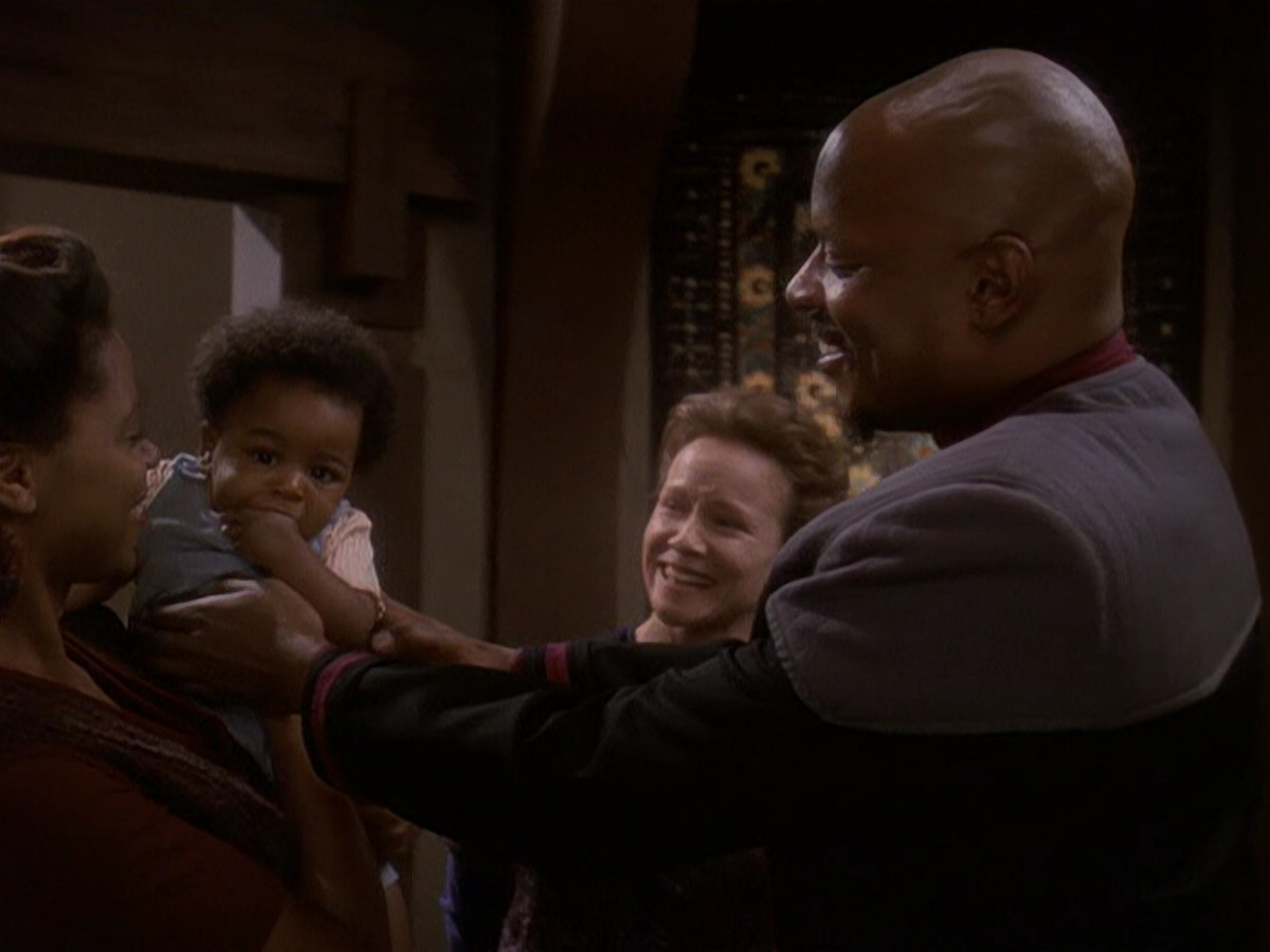 extant_StarTrek_DS9_5x22-ChildrenOfTime_01442.jpg