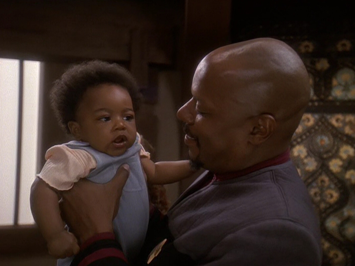 extant_StarTrek_DS9_5x22-ChildrenOfTime_01447.jpg