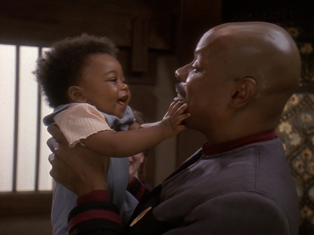 extant_StarTrek_DS9_5x22-ChildrenOfTime_01464.jpg