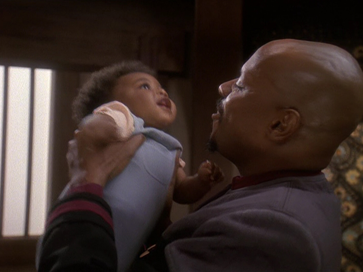 extant_StarTrek_DS9_5x22-ChildrenOfTime_01472.jpg