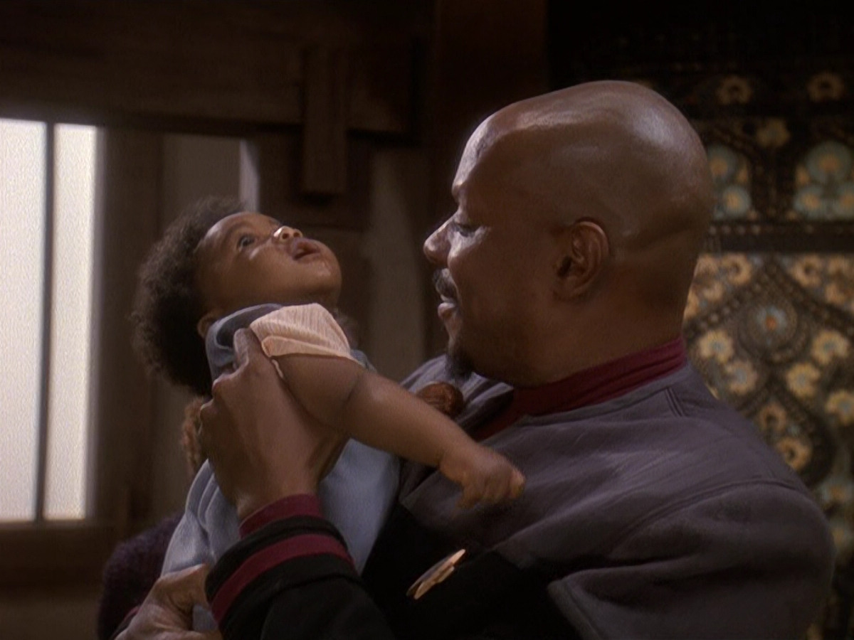 extant_StarTrek_DS9_5x22-ChildrenOfTime_01477.jpg