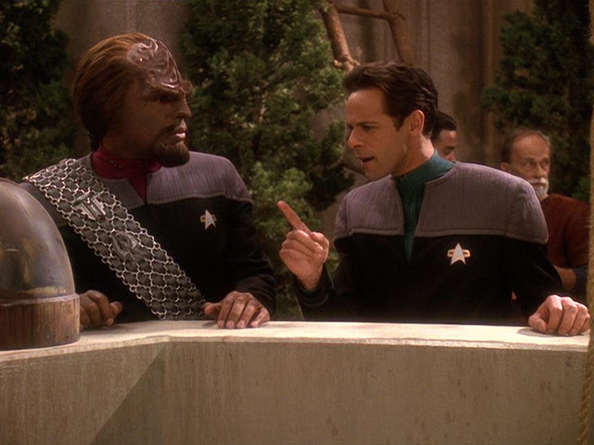 extant_StarTrek_DS9_5x22-ChildrenOfTime_01506.jpg