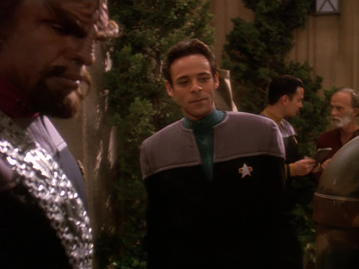 extant_StarTrek_DS9_5x22-ChildrenOfTime_01516.jpg